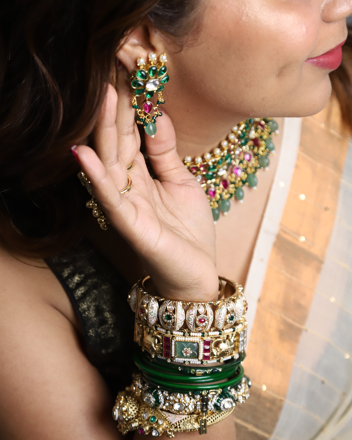 Mehera Pachi Kundan Choker