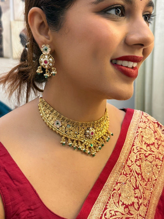 Svarn Vilasa Temple Choker