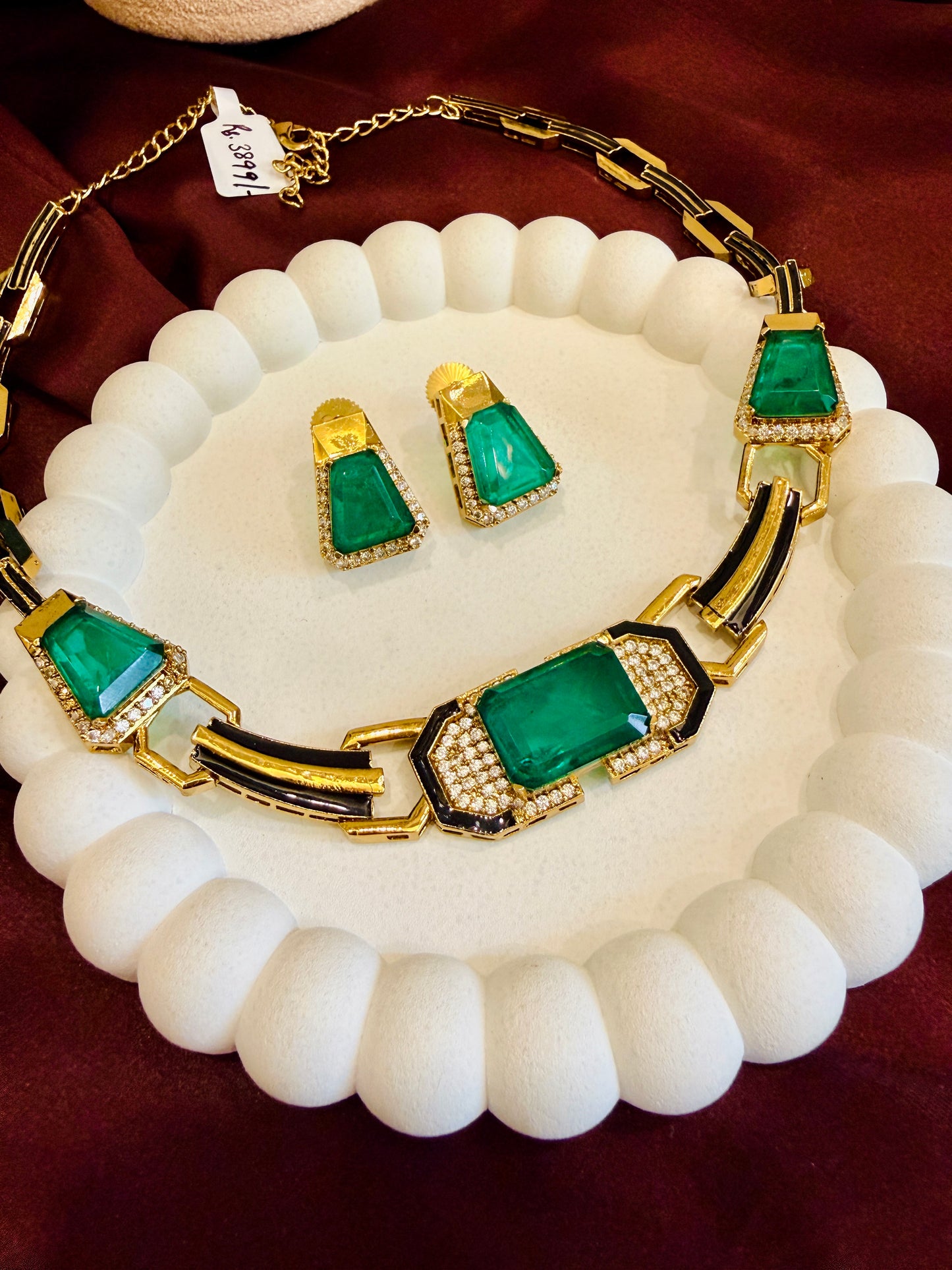 Emerald Doublet Stone Choker