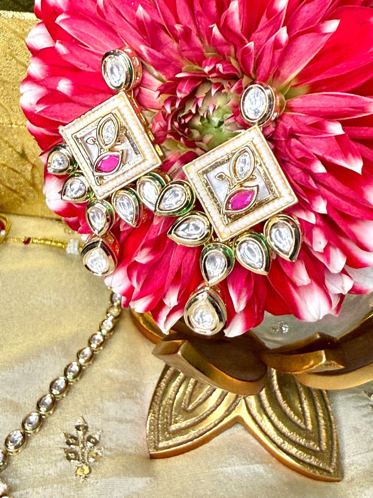 Vedic Kundan Set