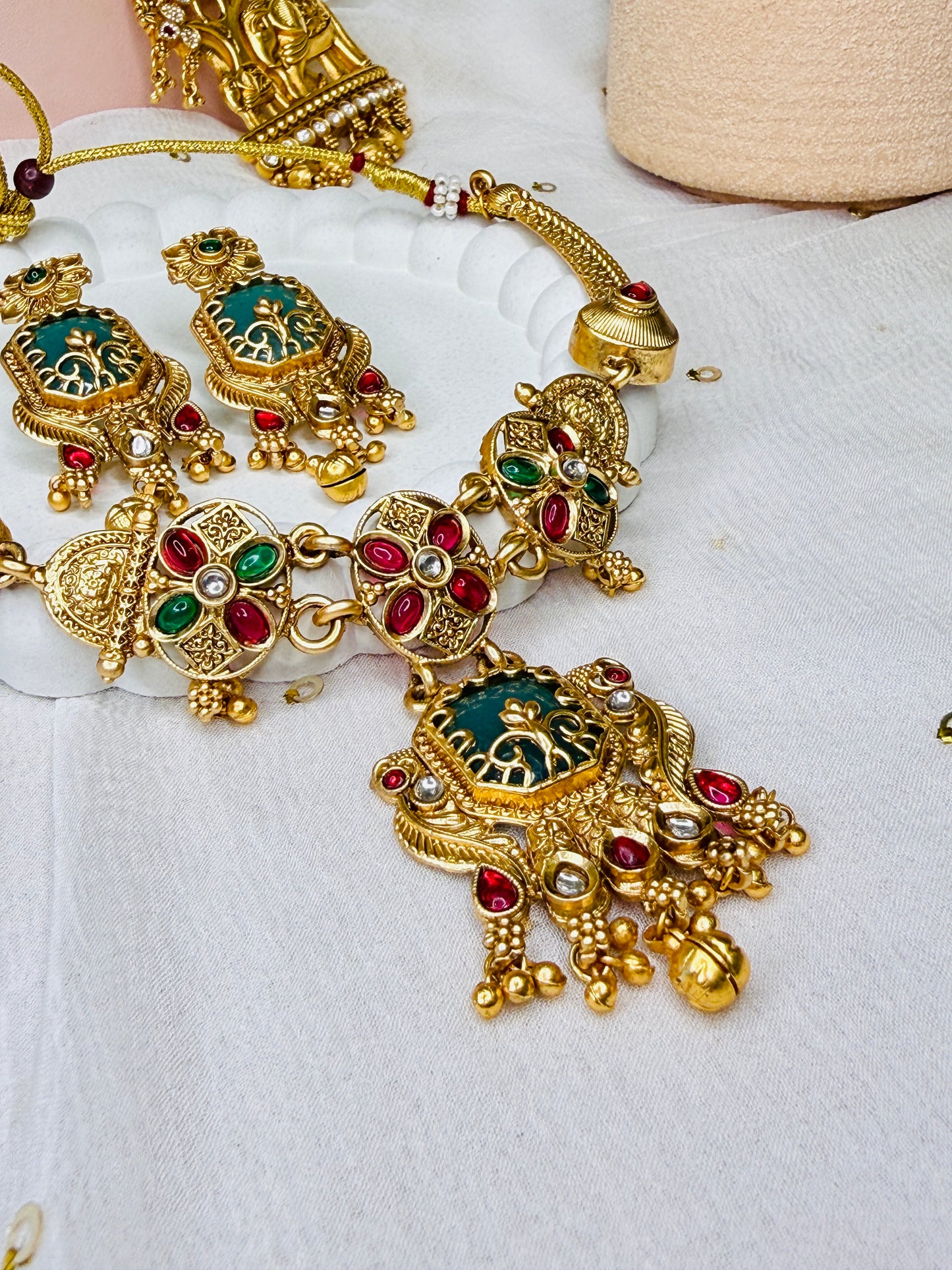 Flora Necklace