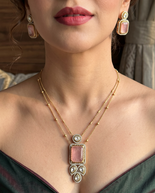 Rosy Kundan Pendant Set