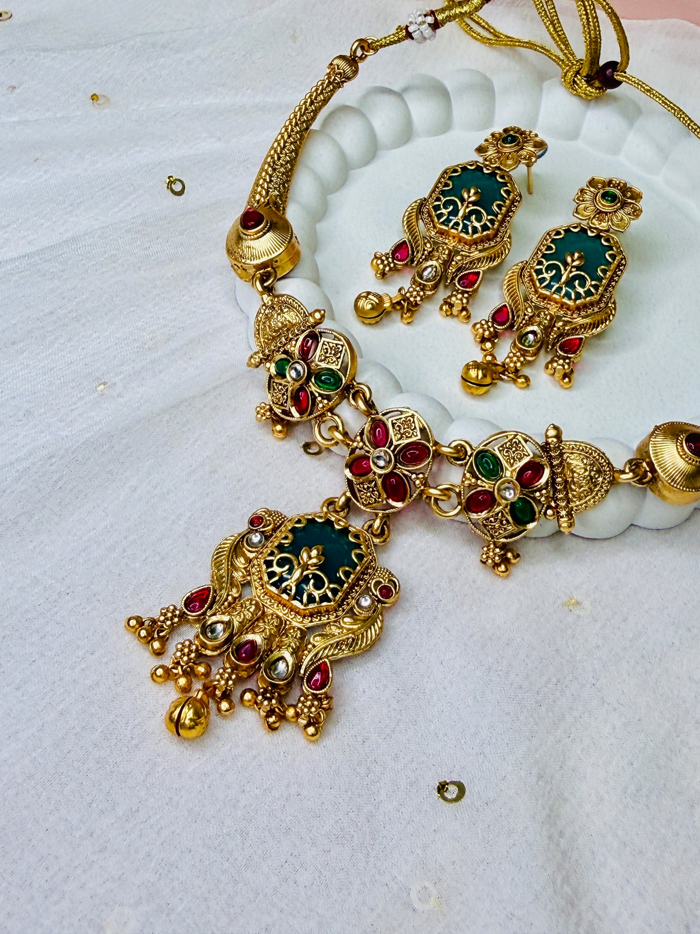 Flora Necklace