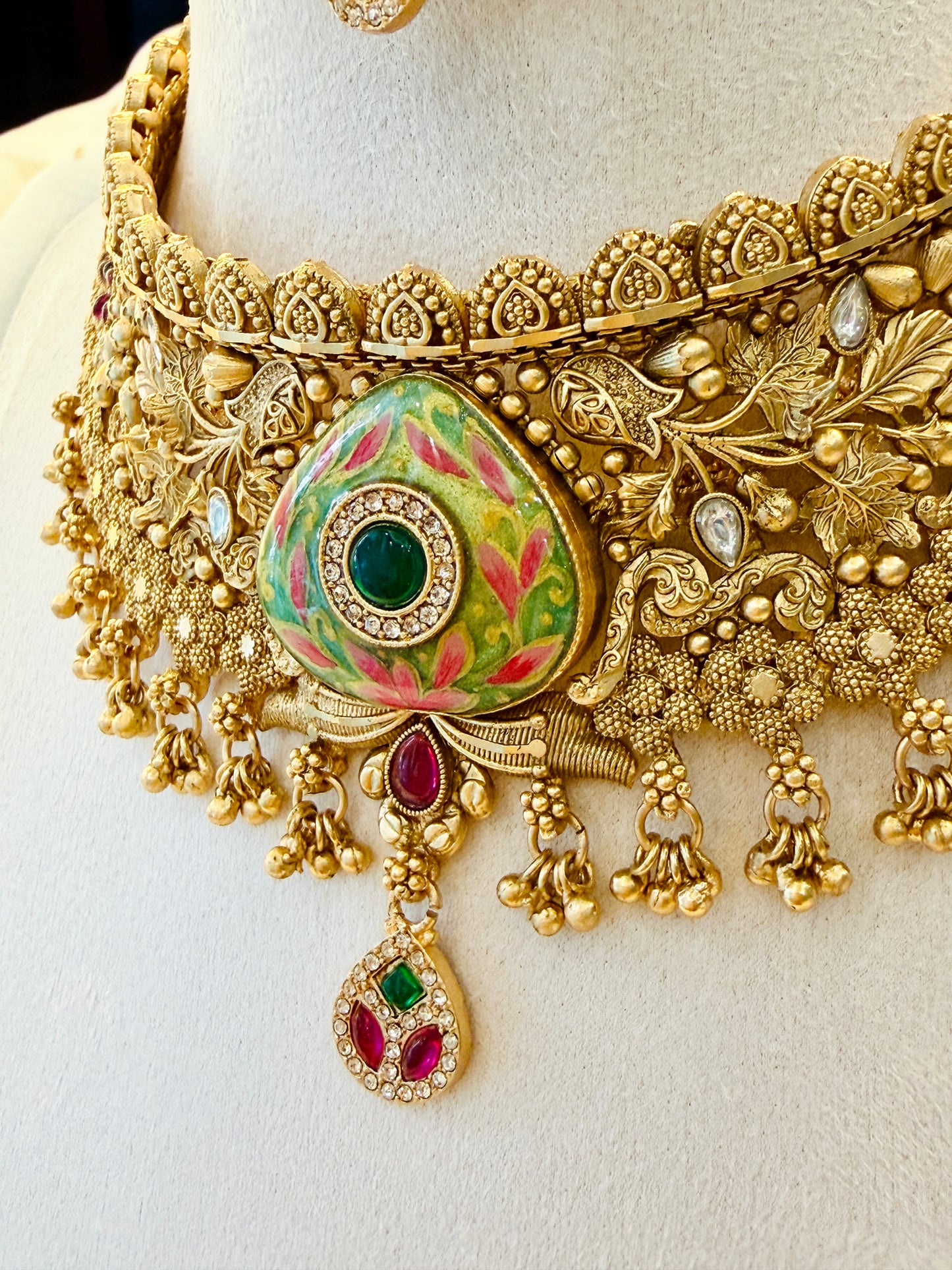 Hariyali Temple Choker Trio