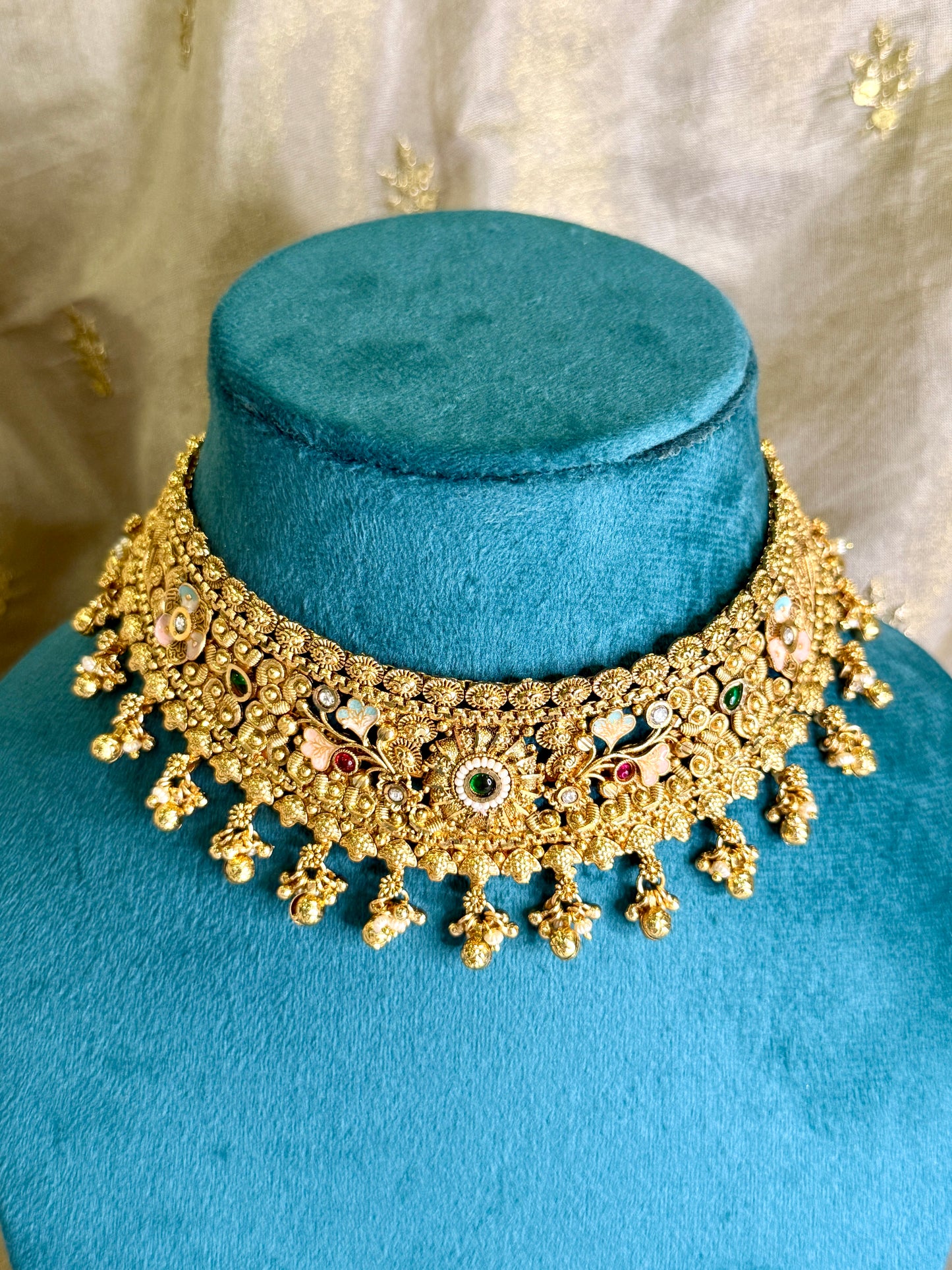 Svarn Rangoli Choker Set