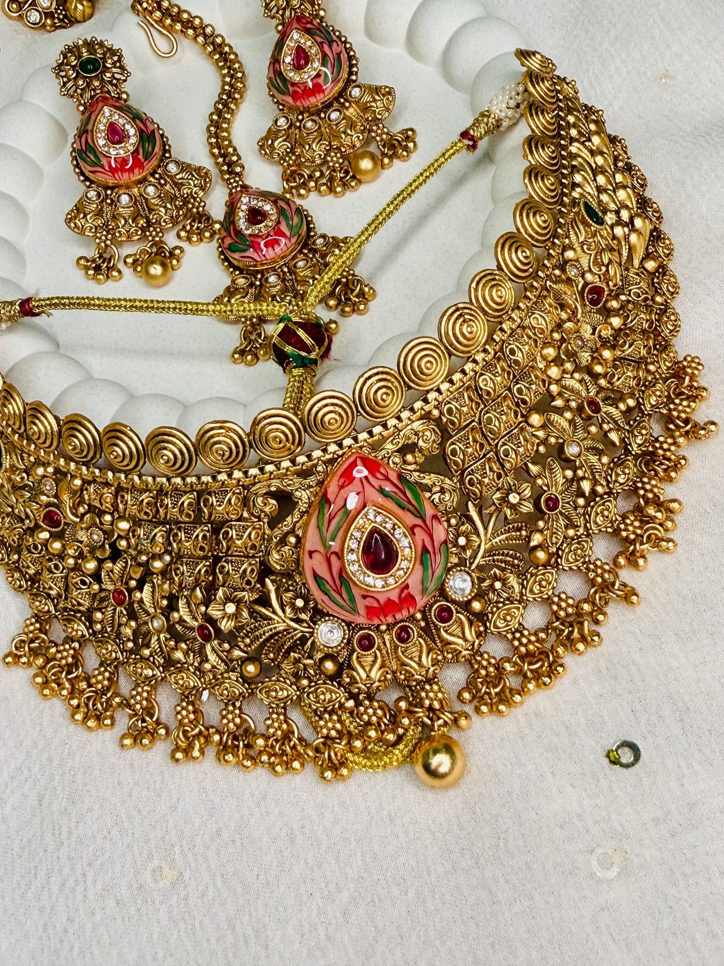Antique Rajwadi Choker Trio