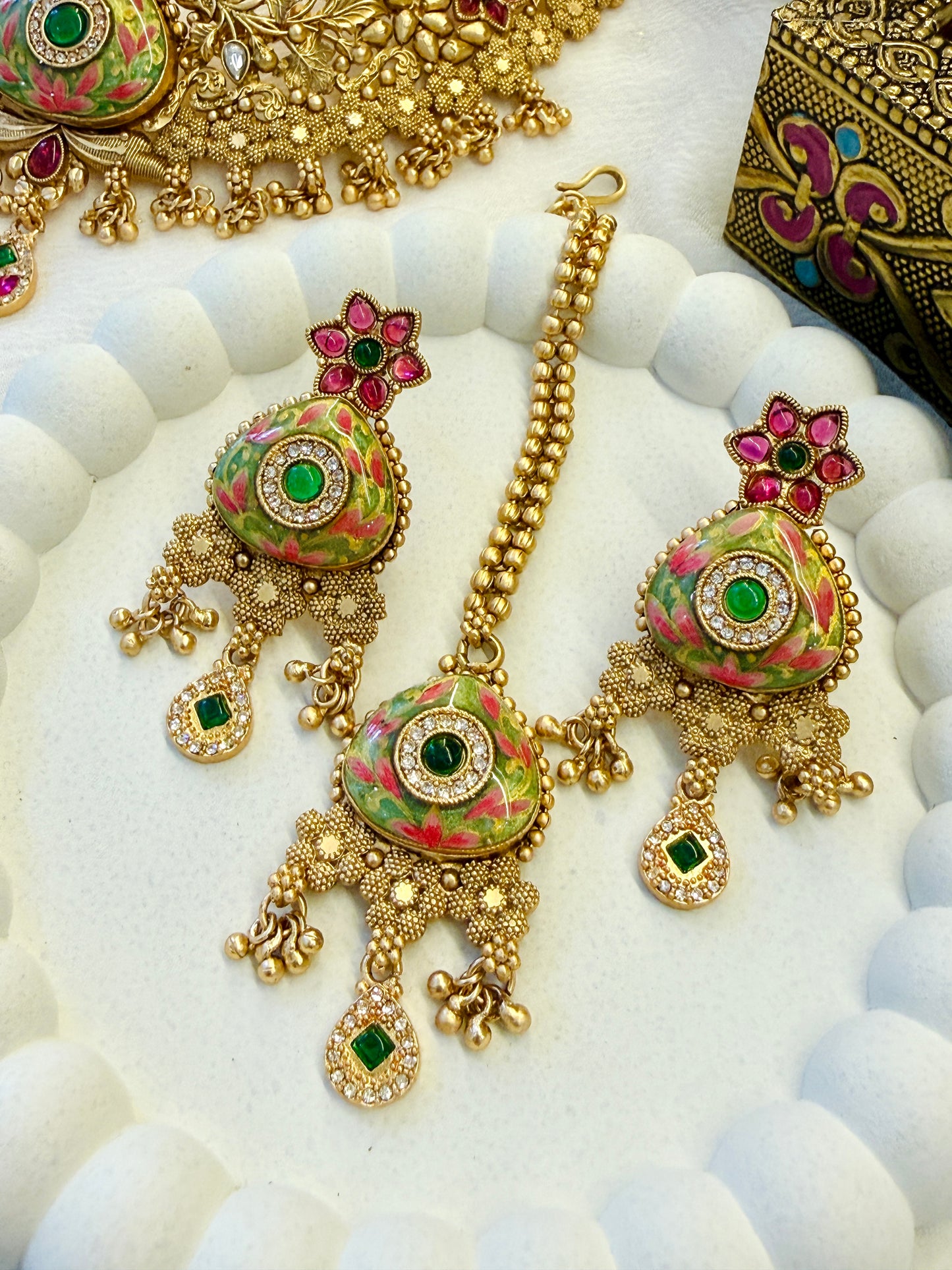 Hariyali Temple Choker Trio