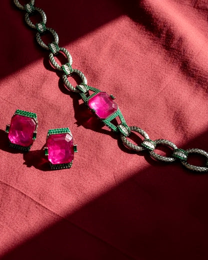 Elara Ruby Link Choker