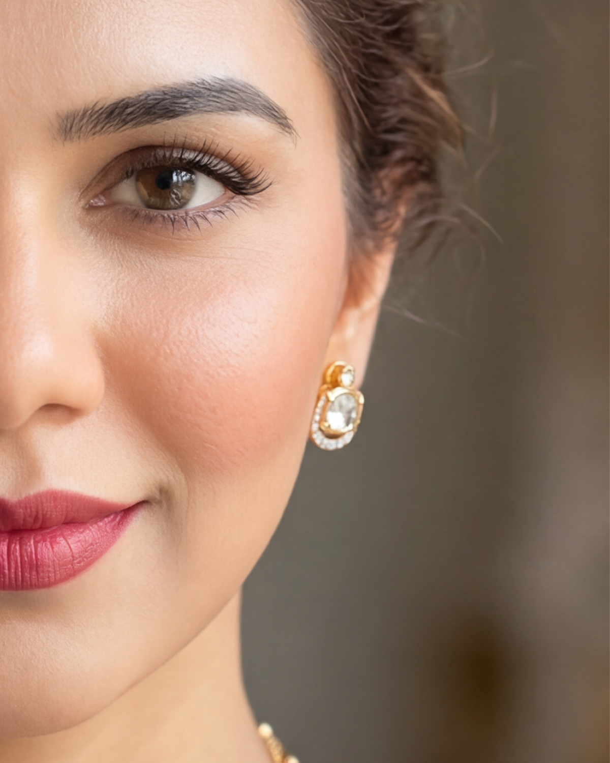 Oraya Kundan Pendant Set
