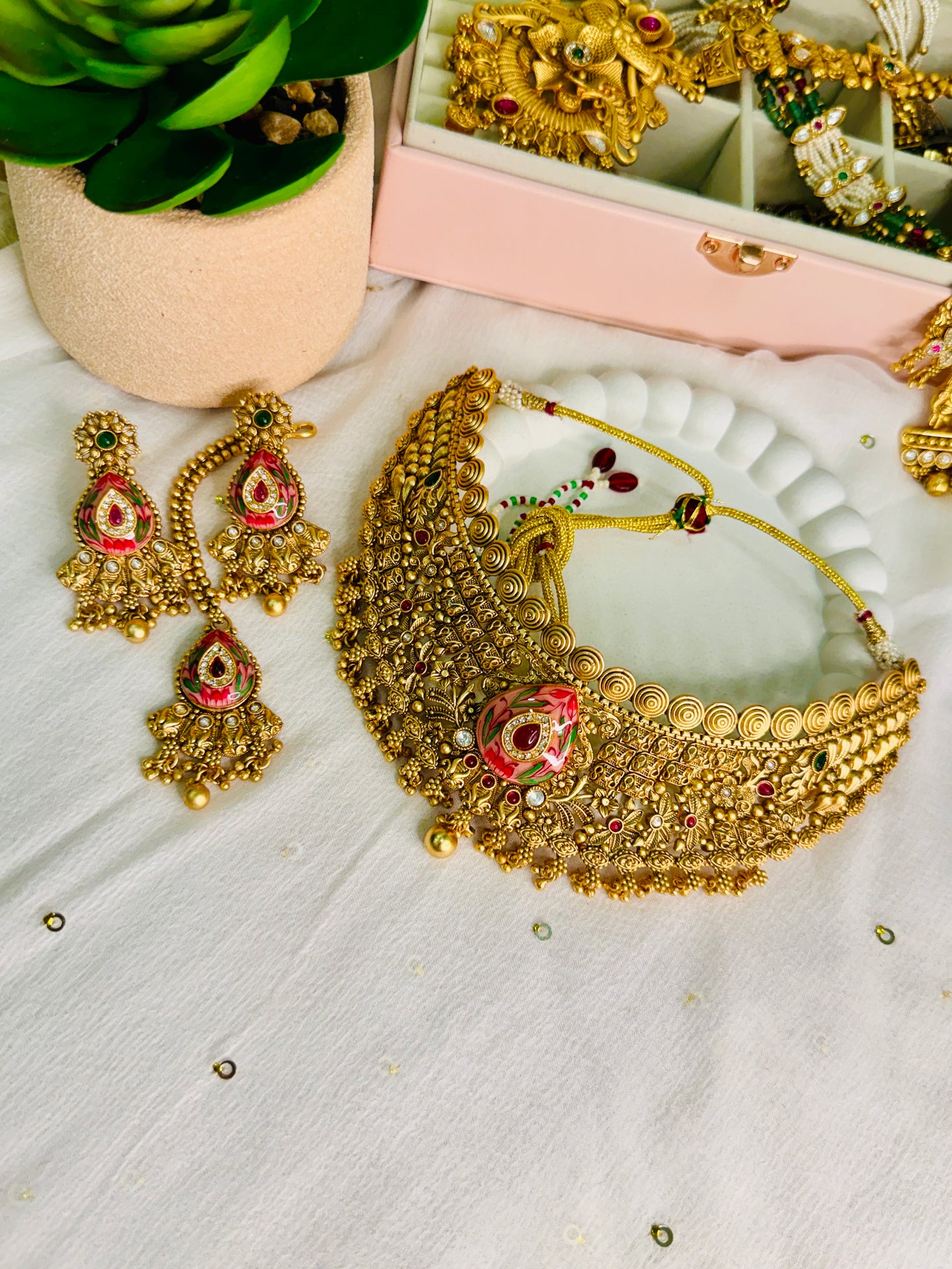 Antique Rajwadi Choker Trio