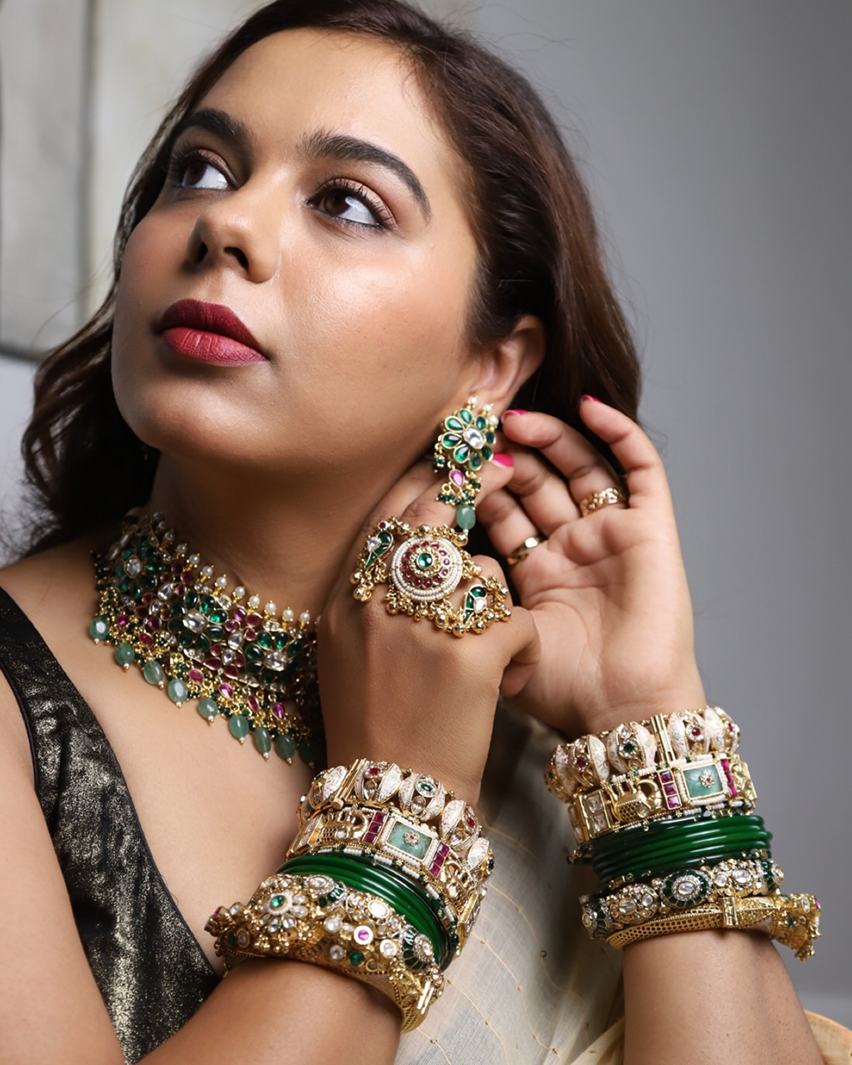 Mehera Pachi Kundan Choker