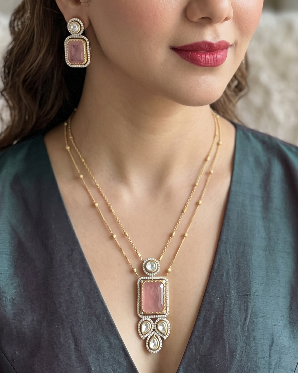 Rosy Kundan Pendant Set