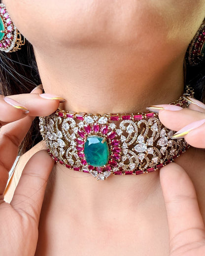 Ameera Emerald Regal Choker Set