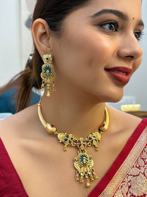 Flora Necklace