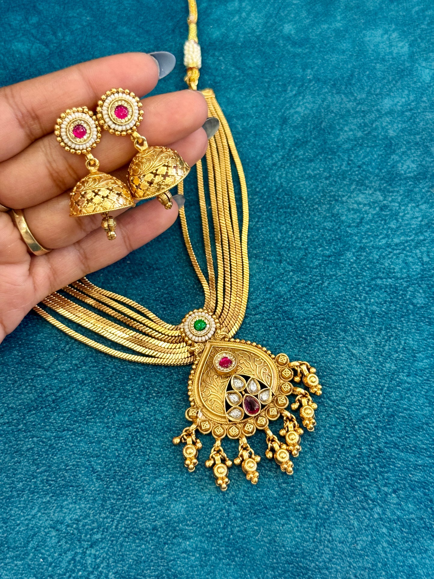 Temple Leaf Drop Set