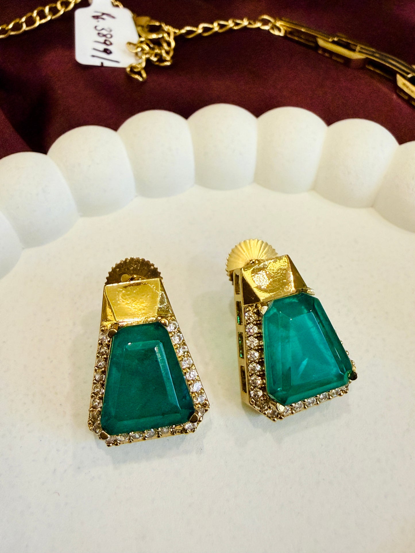 Emerald Doublet Stone Choker