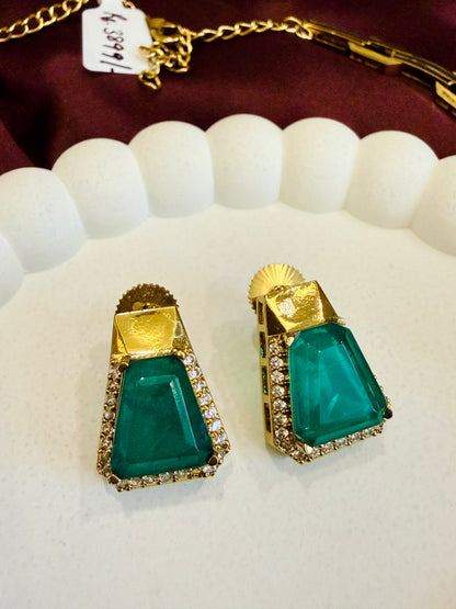 Emerald Doublet Stone Choker