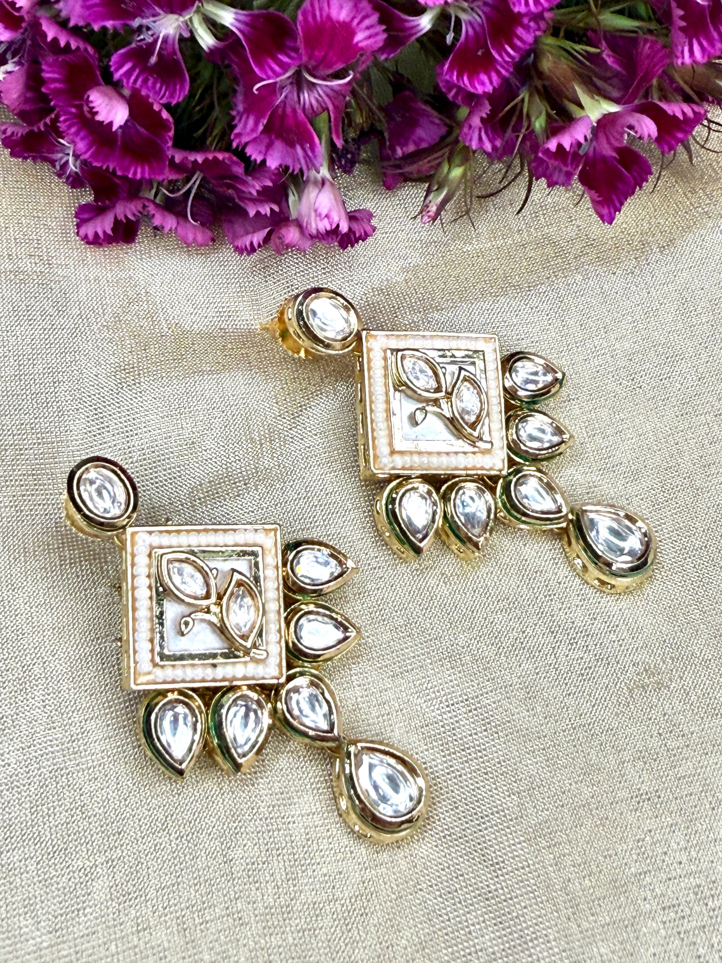 Saanjh Kundan Set