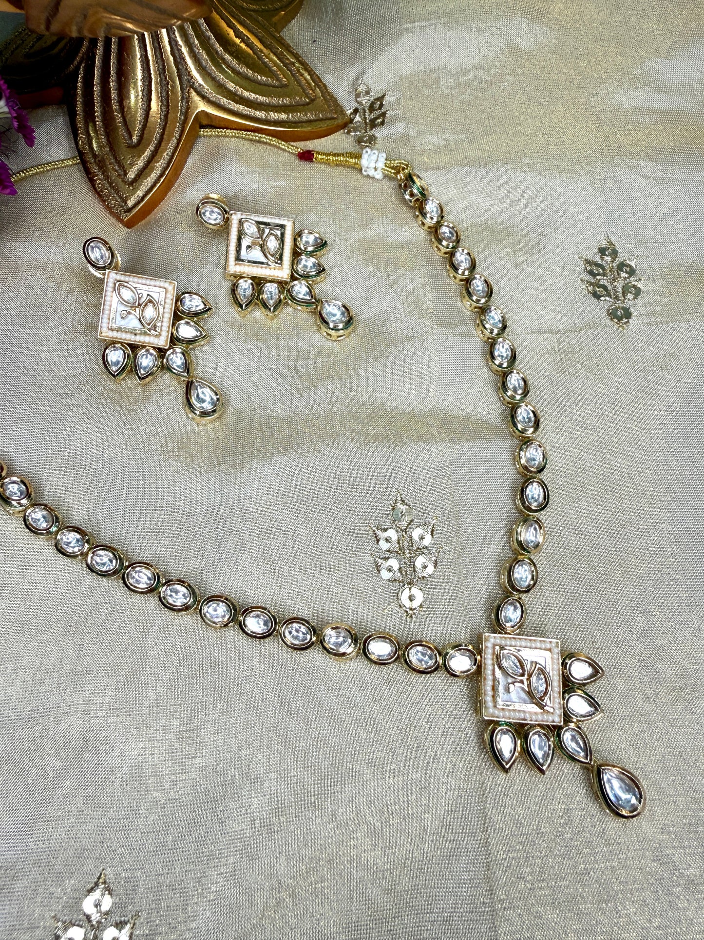 Saanjh Kundan Set