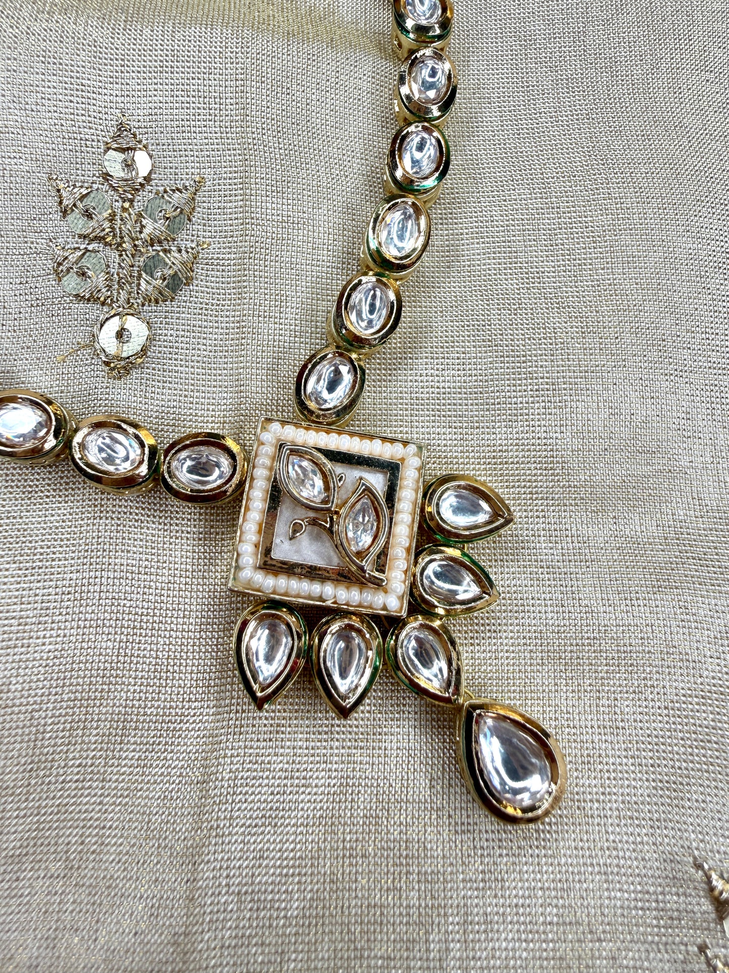 Saanjh Kundan Set