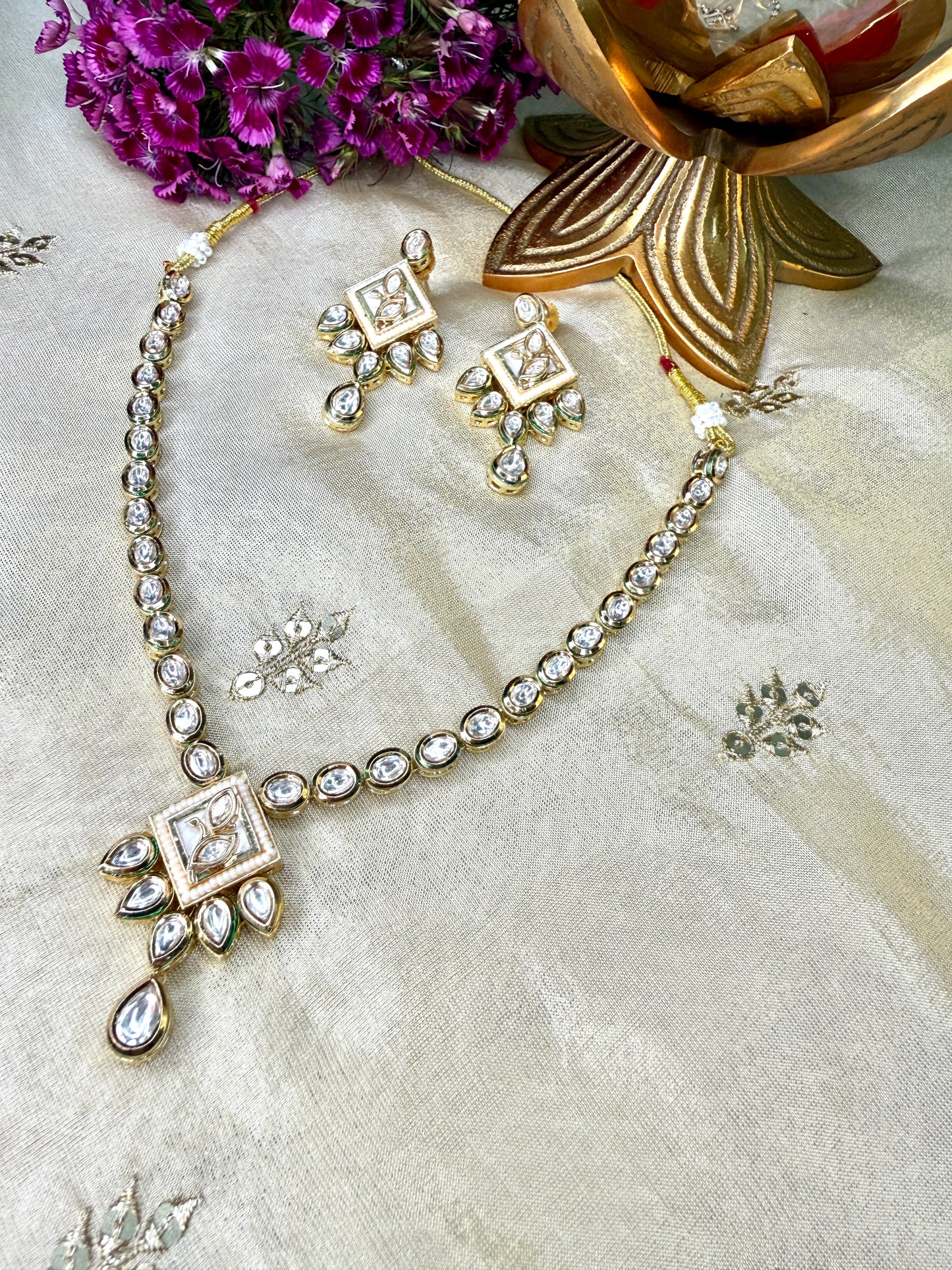 Saanjh Kundan Set