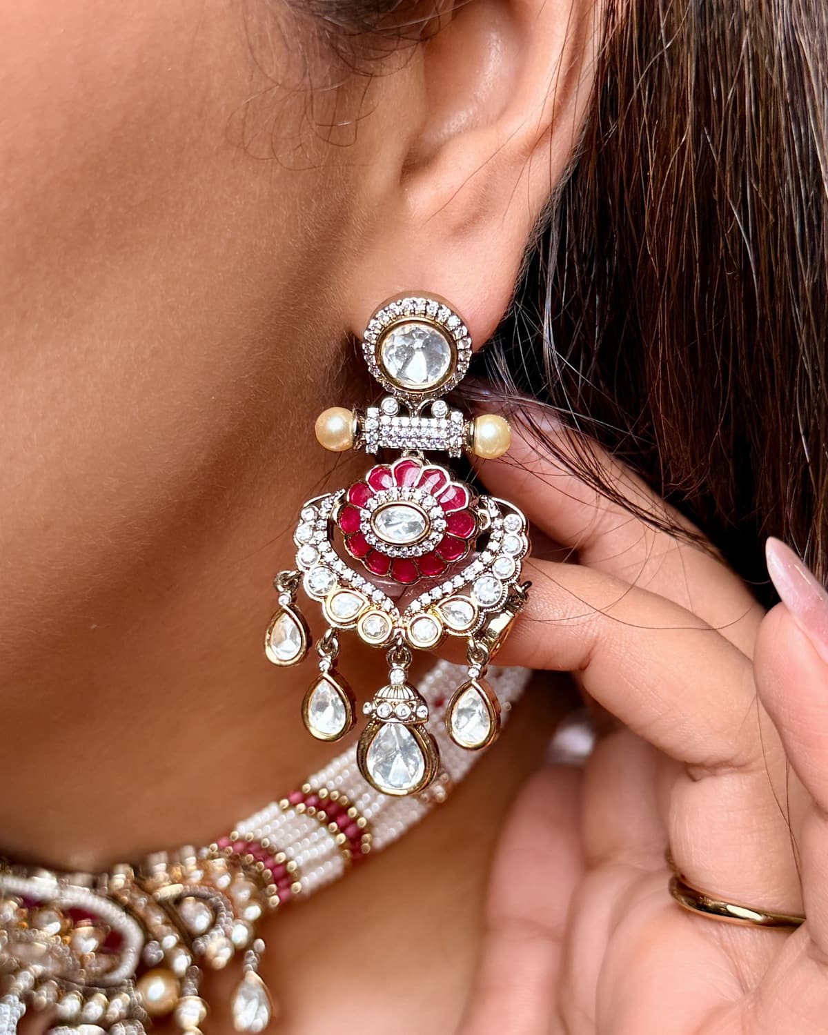 Mumtaz Moissanite & Pearl Choker Set