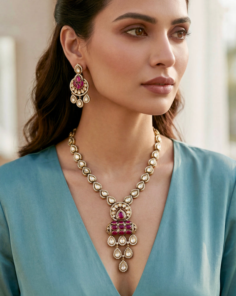 Zehra Moissanite Necklace