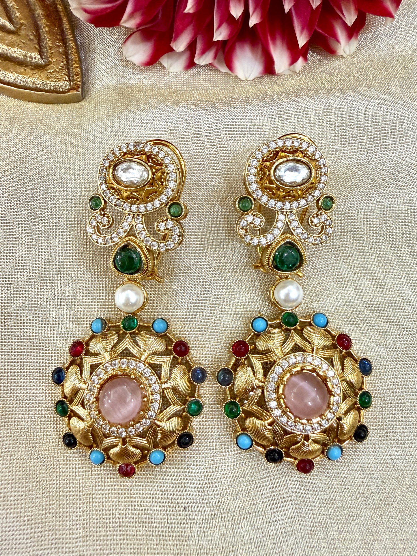 Royale Jashn Navratna Necklace