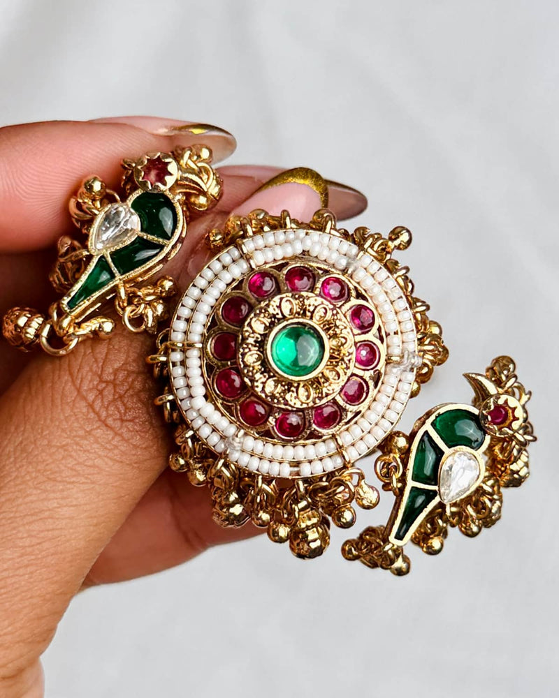 The Mayura Heritage Double Finger Ring