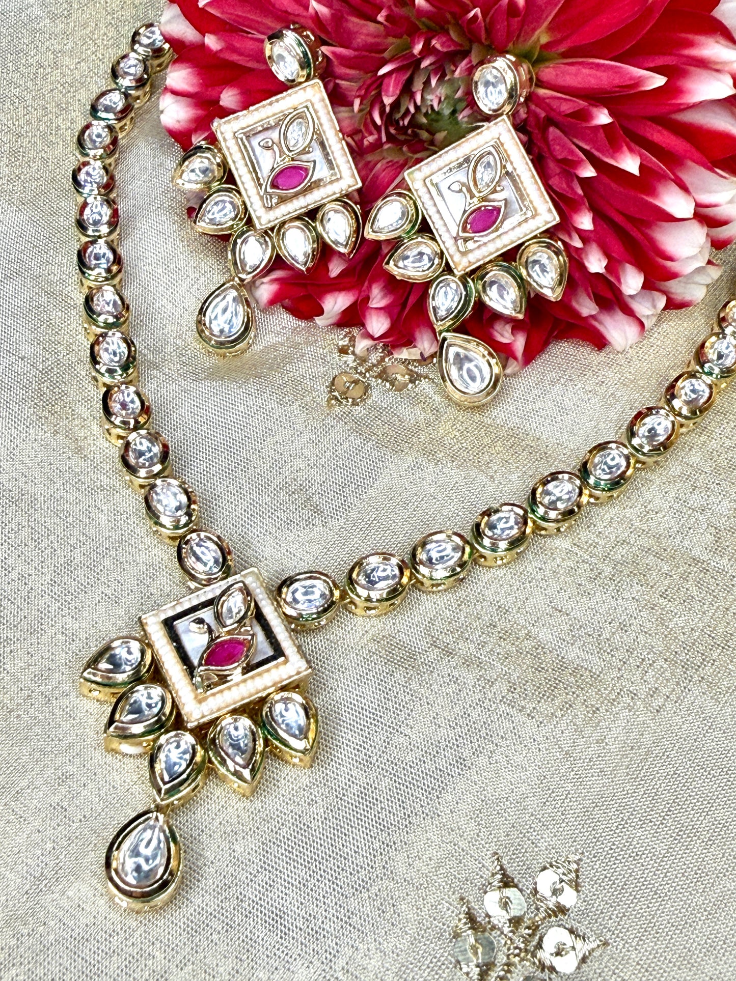 Vedic Kundan Set