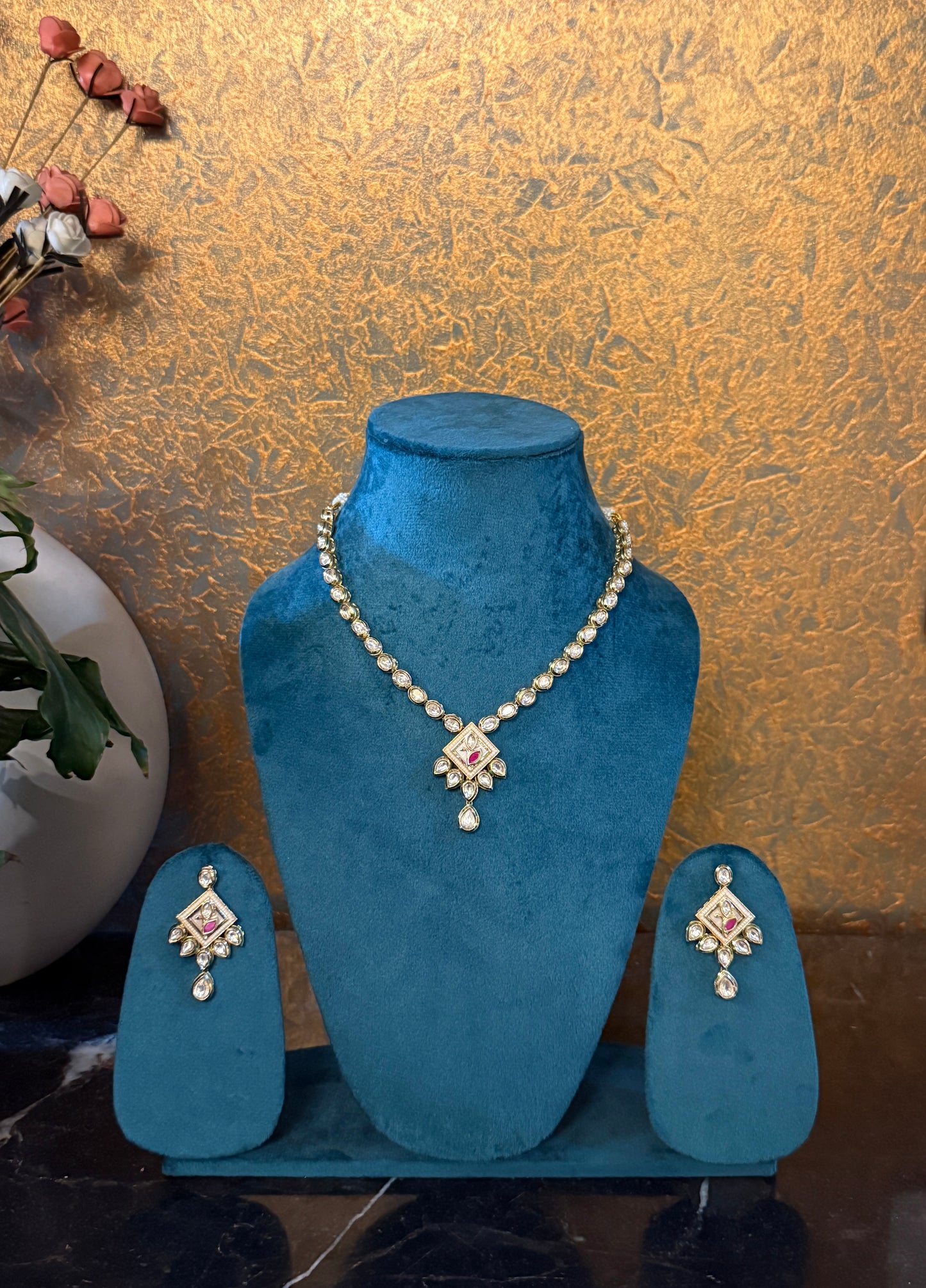 Vedic Kundan Set