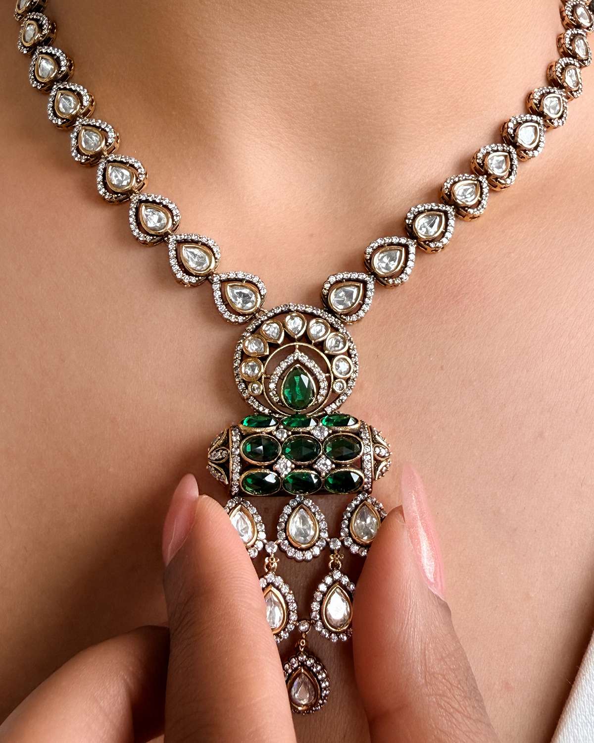 Zehra Moissanite Necklace