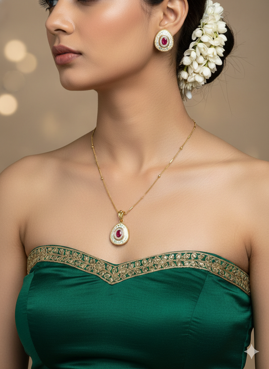 Gulnaar Kundan Pendant Set