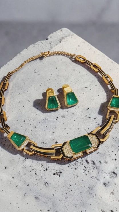 Emerald Doublet Stone Choker