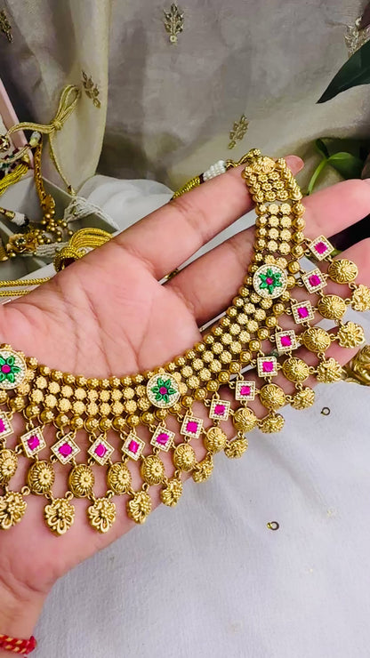 Svarn Phoolkali Necklace Set