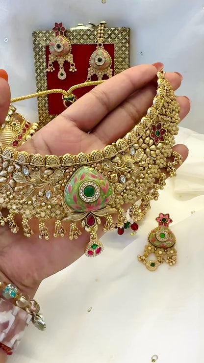 Hariyali Temple Choker Trio