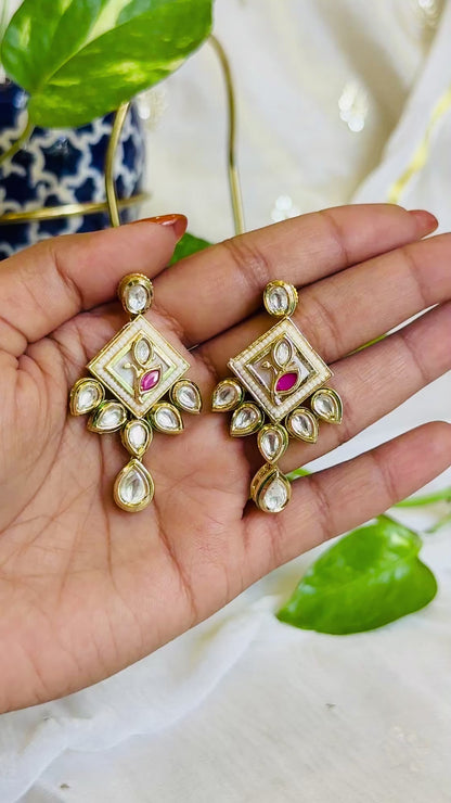 Vedic Kundan Set